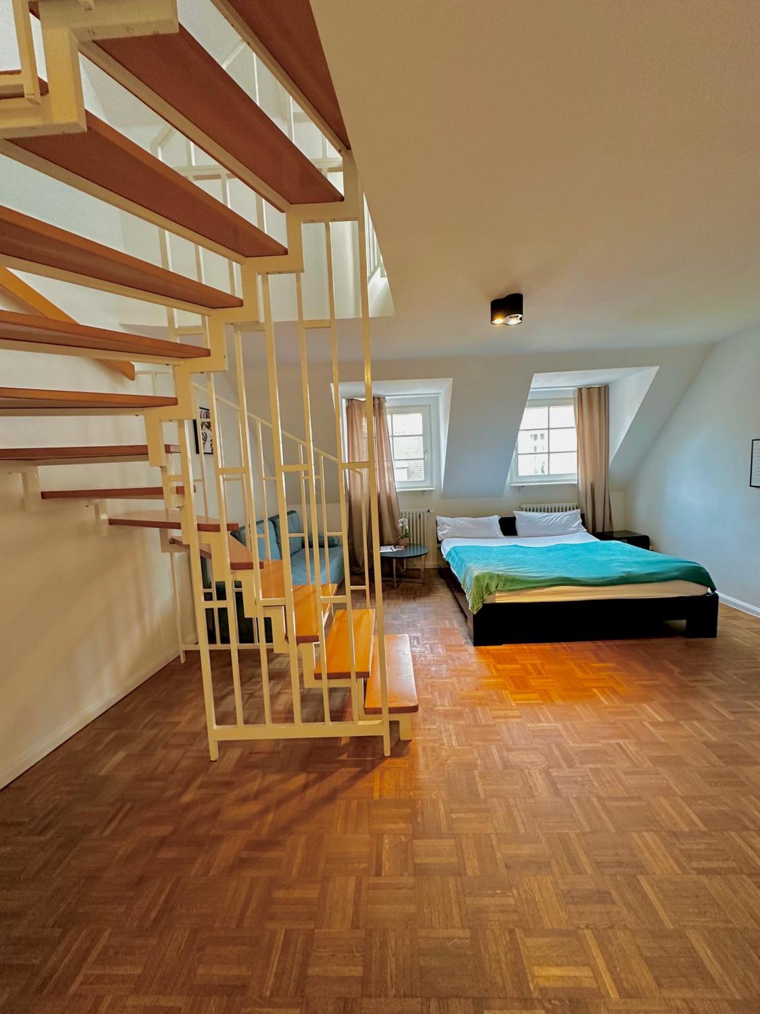 Hirsch Appartements Baden-Baden Exterior foto